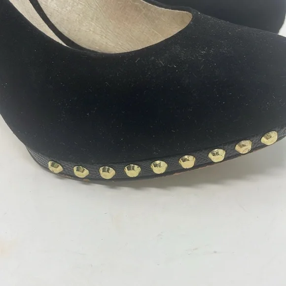 Michael Kors Black Suede Pumps with Gold Accents Size 7.5 Excellent Condition - Picture 8 of 16